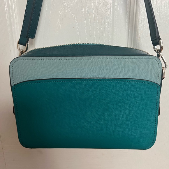 Kate Spade Lauryn Colorblock Camera Bag - Picture 3 of 4